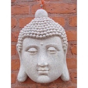 Buddha polyclay vægplakette gråhvid h:33cm - Se flere Buddha figurer og Spejle 